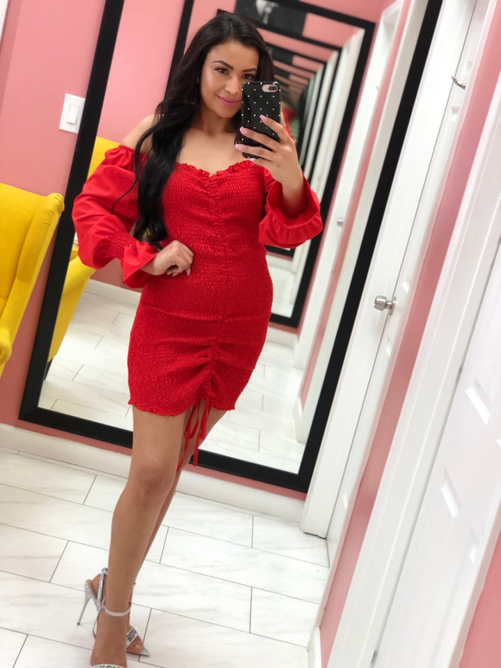 Red dress love